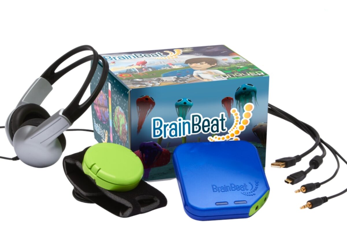 Brainbeat box, clapper, headphones and system elements.
